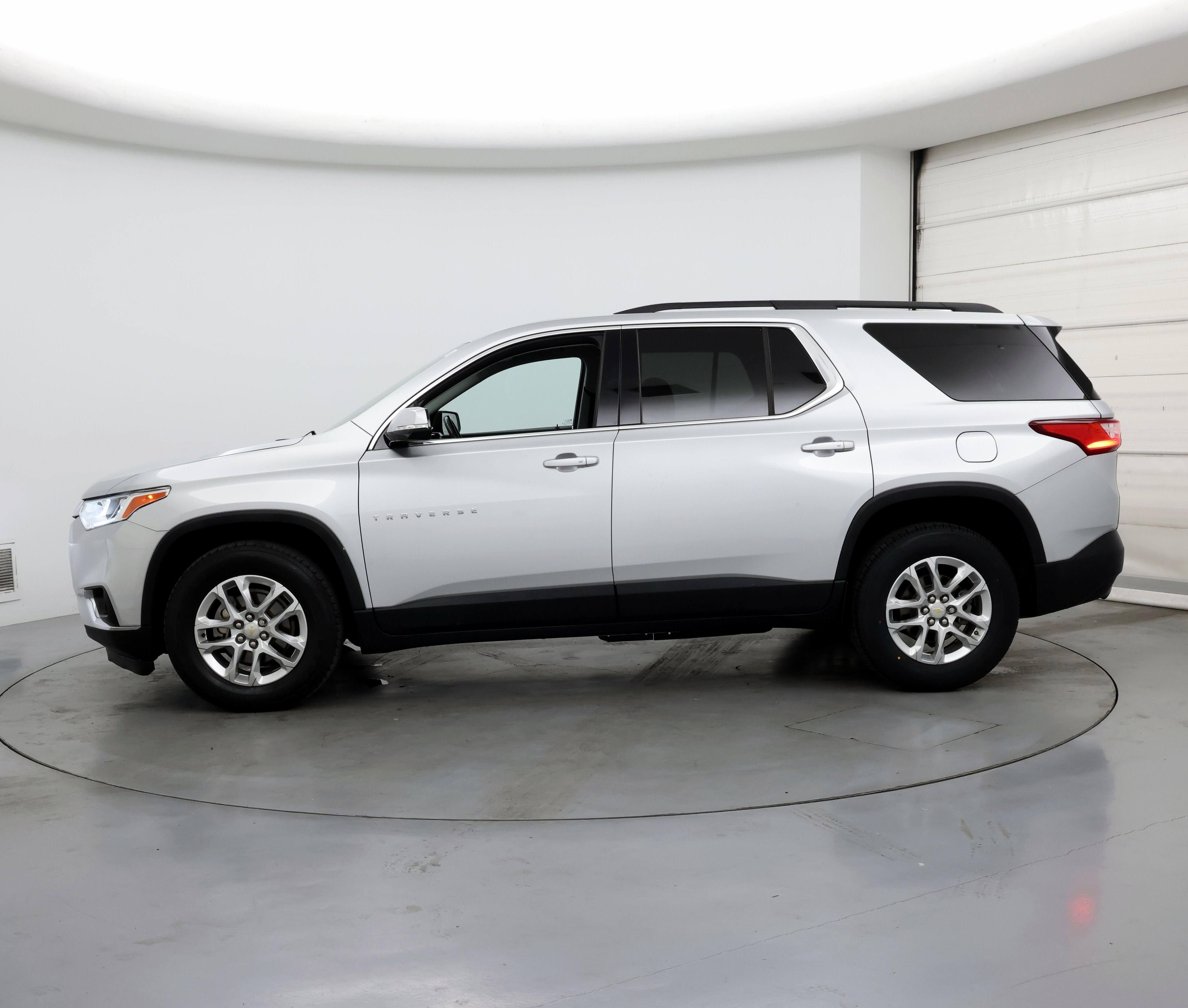 Thumbnail: 2019 Chevrolet Traverse - 3