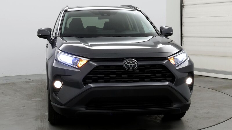 2020 Toyota RAV4 XLE 5