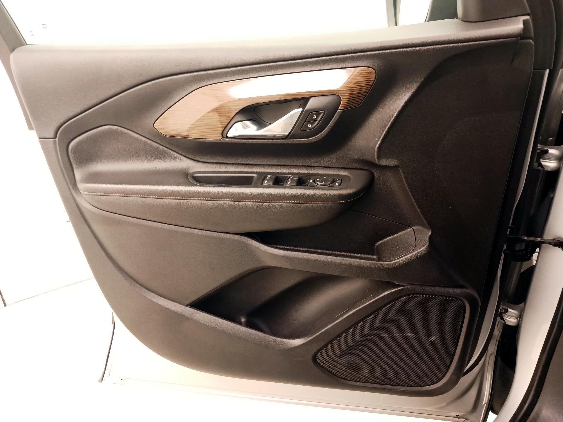 Thumbnail: 2020 GMC Terrain - 12
