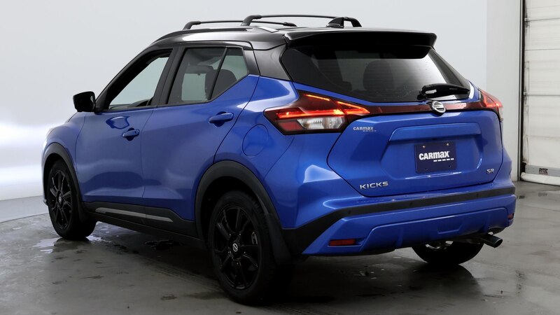 2021 Nissan Kicks SR 2