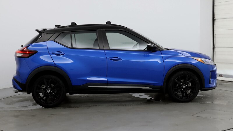 2021 Nissan Kicks SR 7