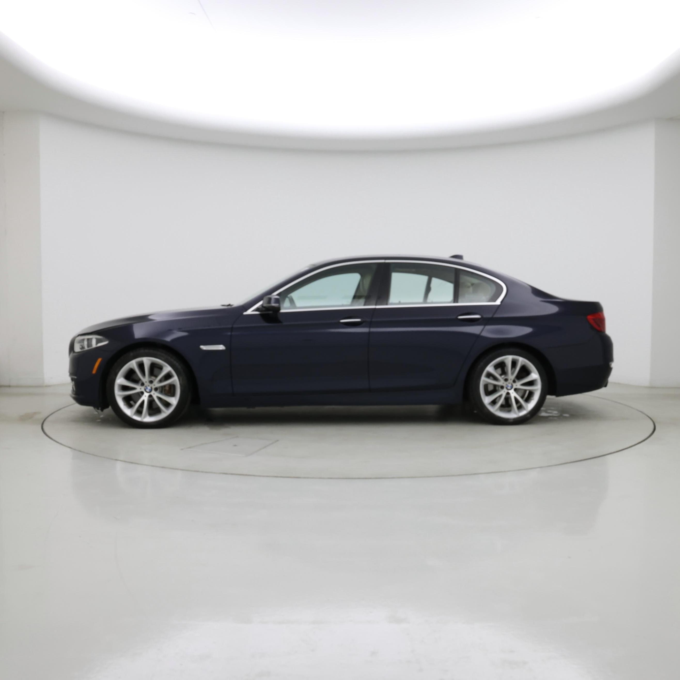 Thumbnail: 2014 BMW 5 Series - 3