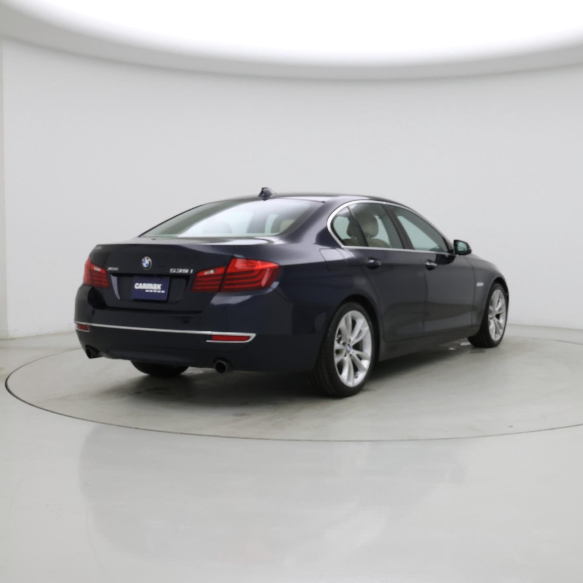 Thumbnail: 2014 BMW 5 Series - 8