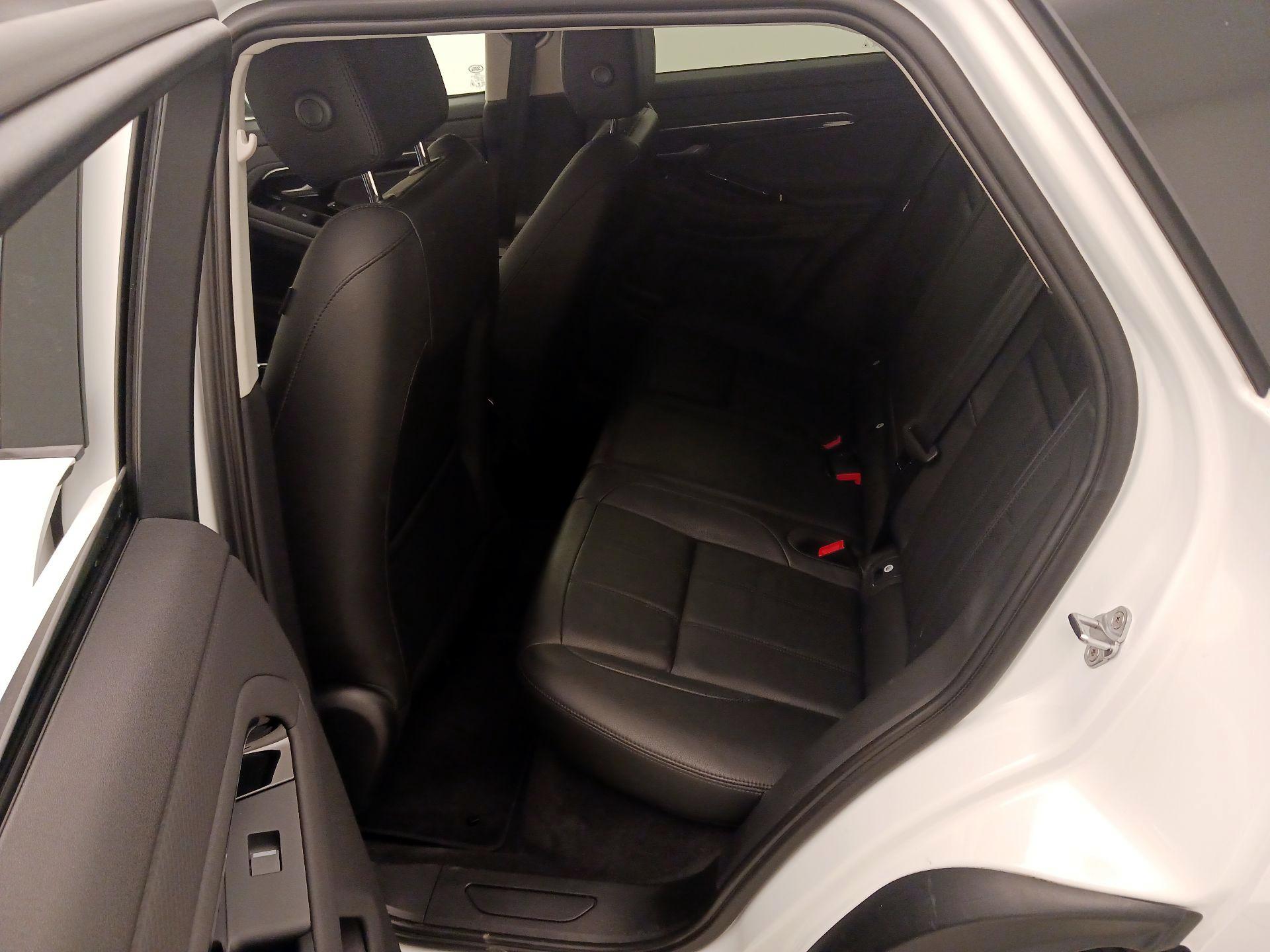 Thumbnail: 2020 Land Rover Range Rover Evoque - 20