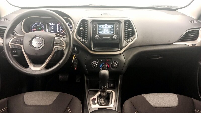 2015 Jeep Cherokee Sport 9