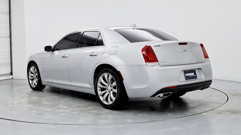 2020 Chrysler 300 Touring 2