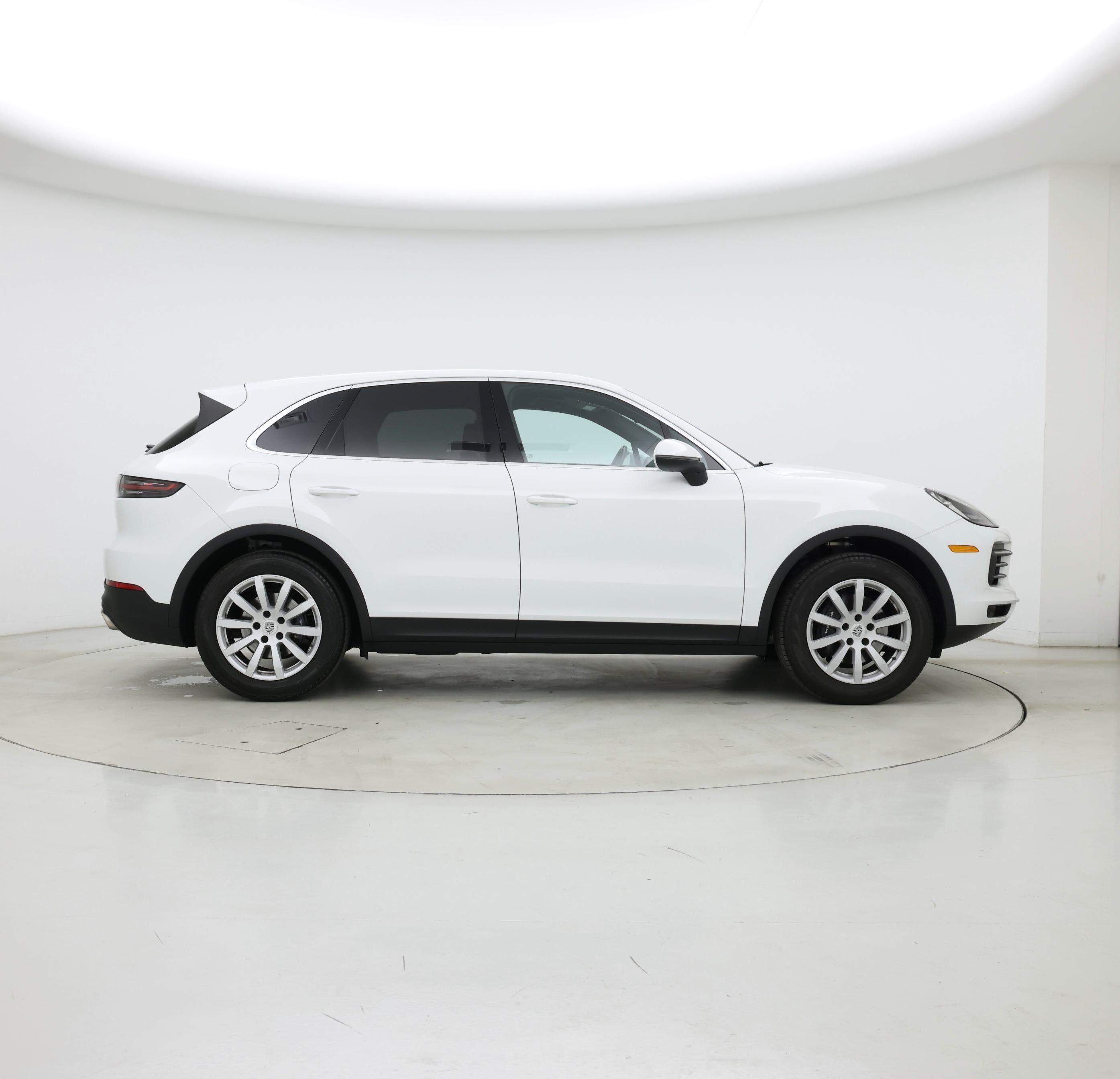 Thumbnail: 2019 Porsche Cayenne - 7