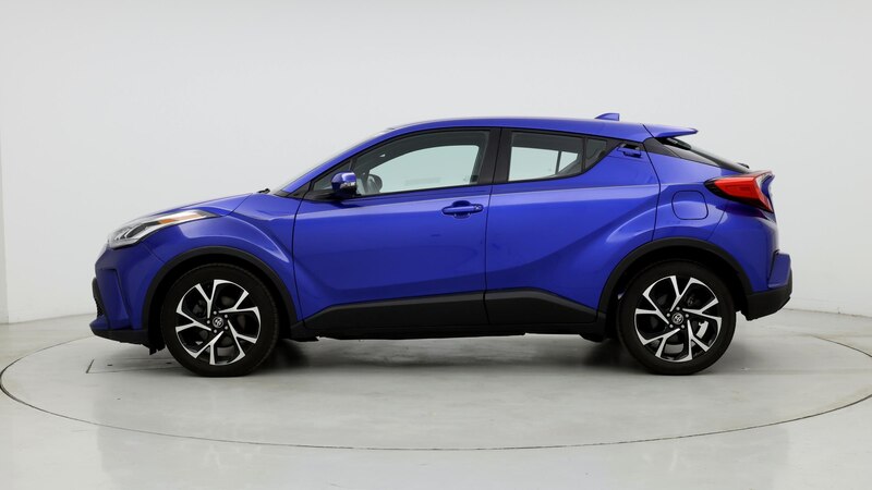 2021 Toyota C-HR XLE 3