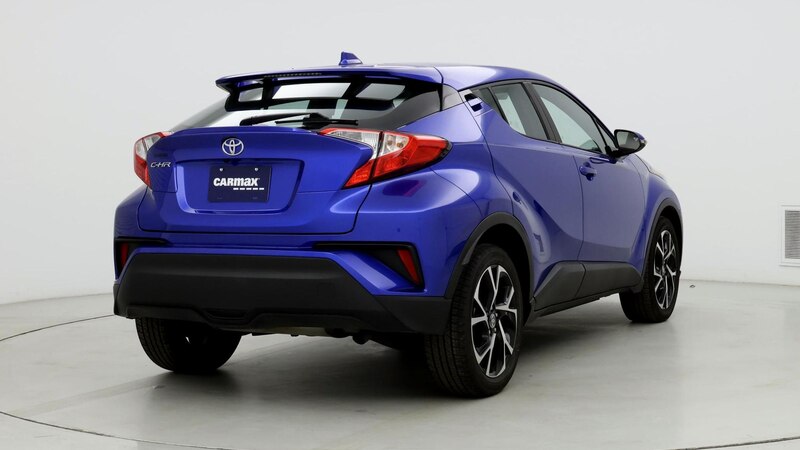 2021 Toyota C-HR XLE 8