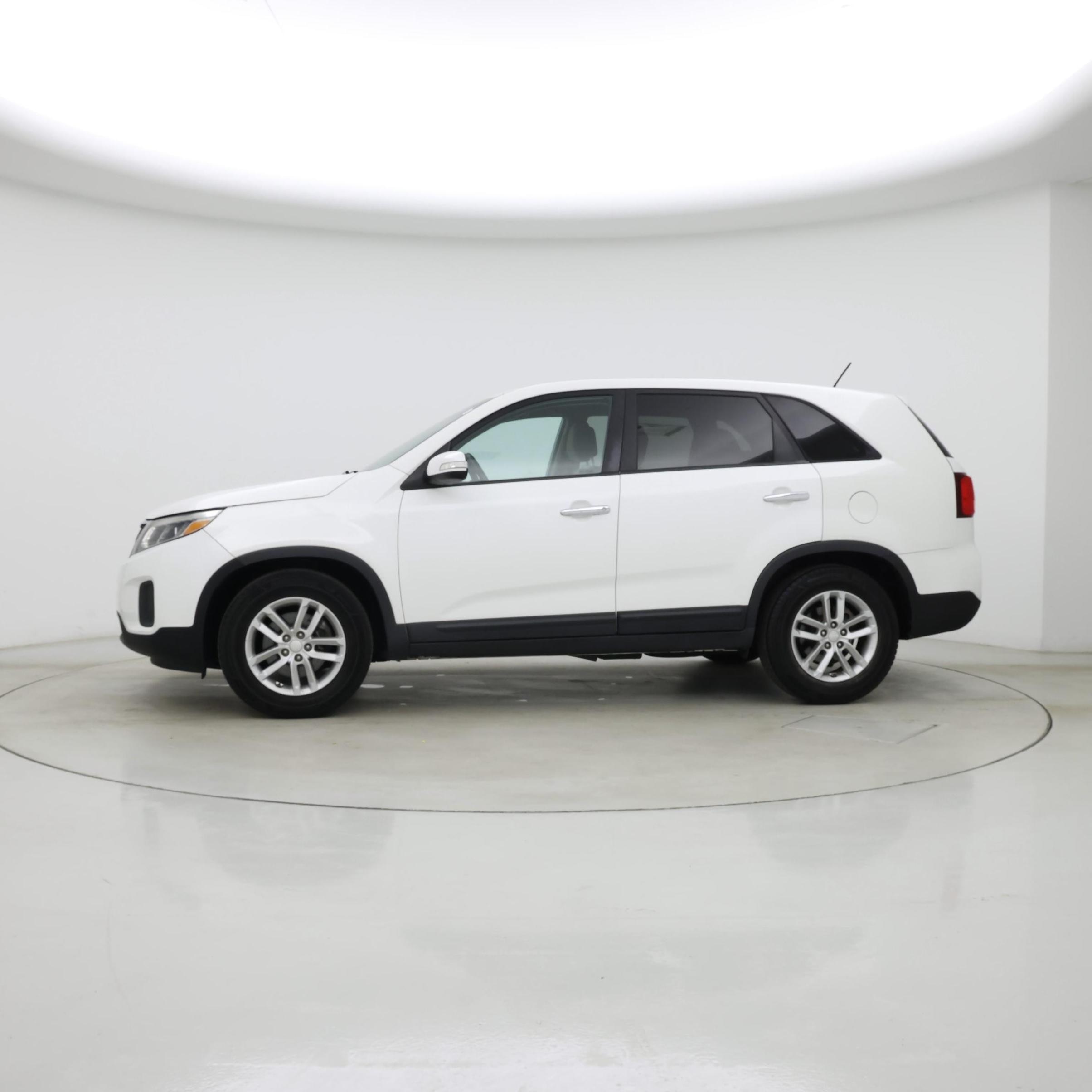 Thumbnail: 2014 Kia Sorento - 3