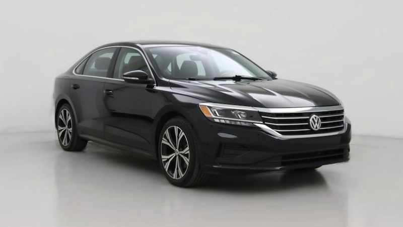 2022 Volkswagen Passat SE Hero Image