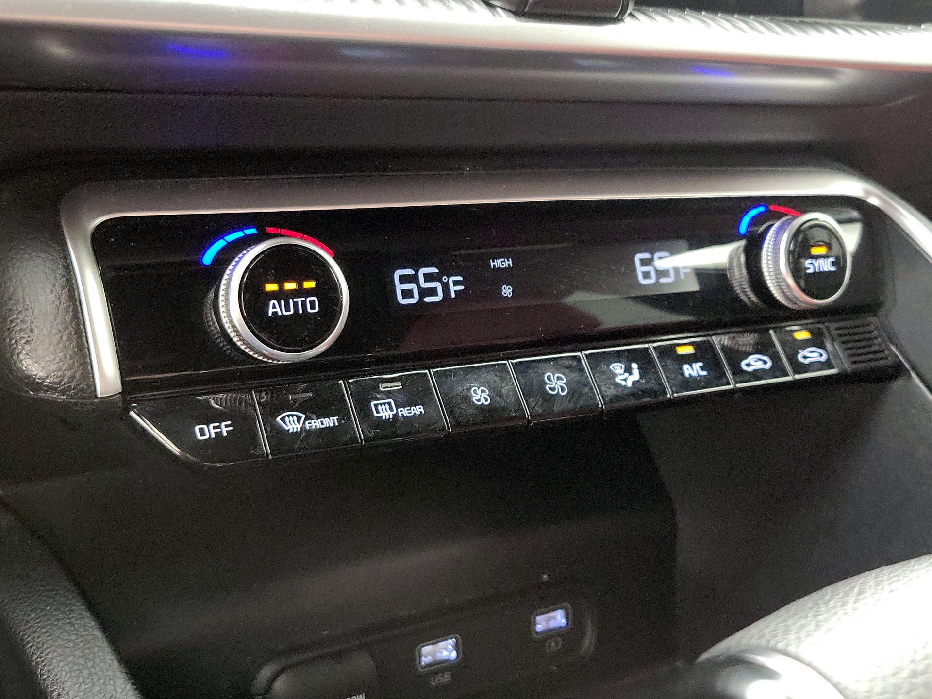 Thumbnail: 2023 Kia K5 - 17