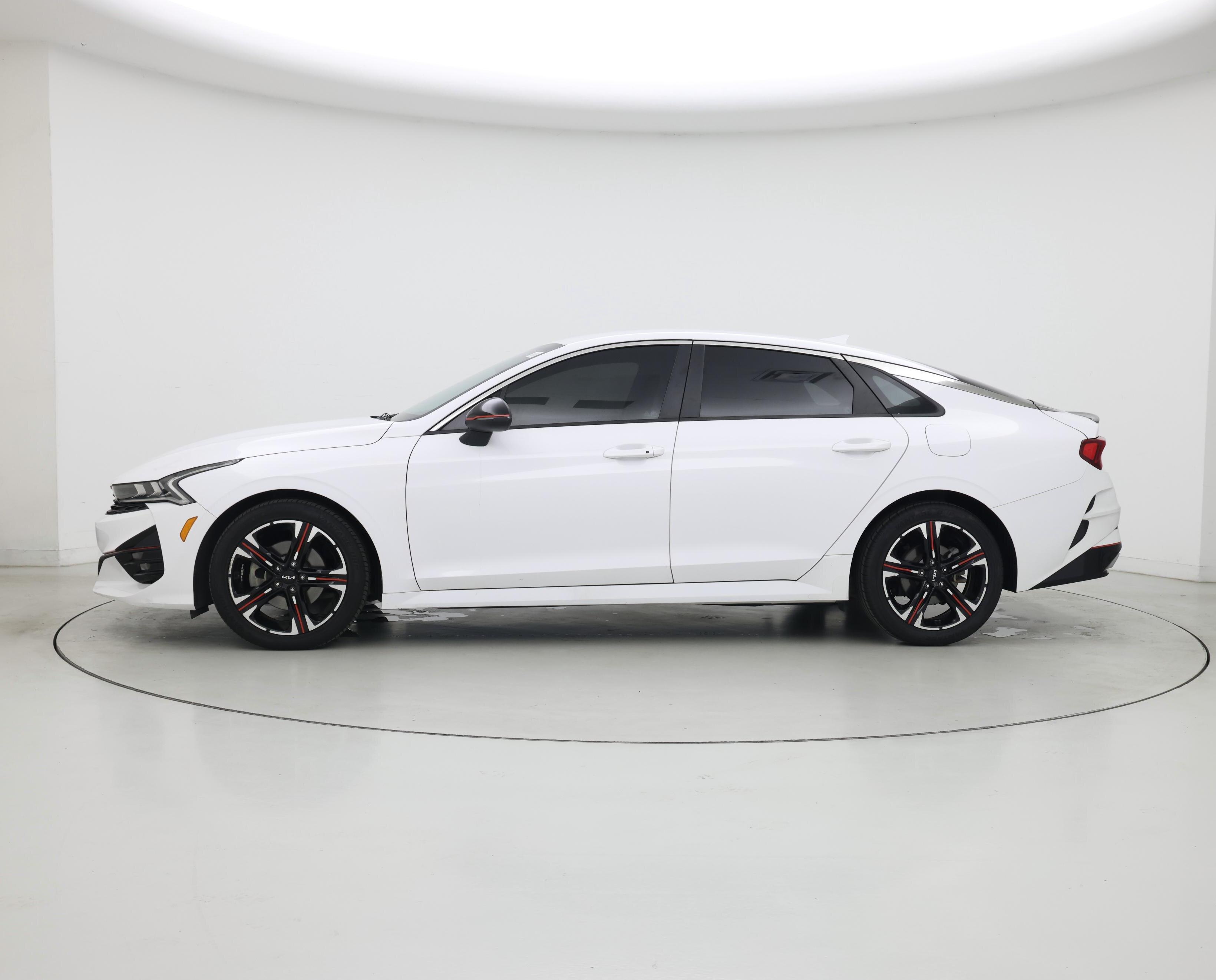 Thumbnail: 2023 Kia K5 - 3