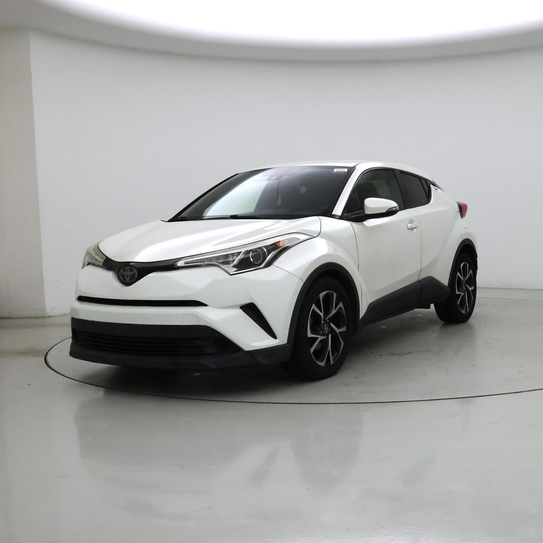 Thumbnail: 2018 Toyota C-HR - 4