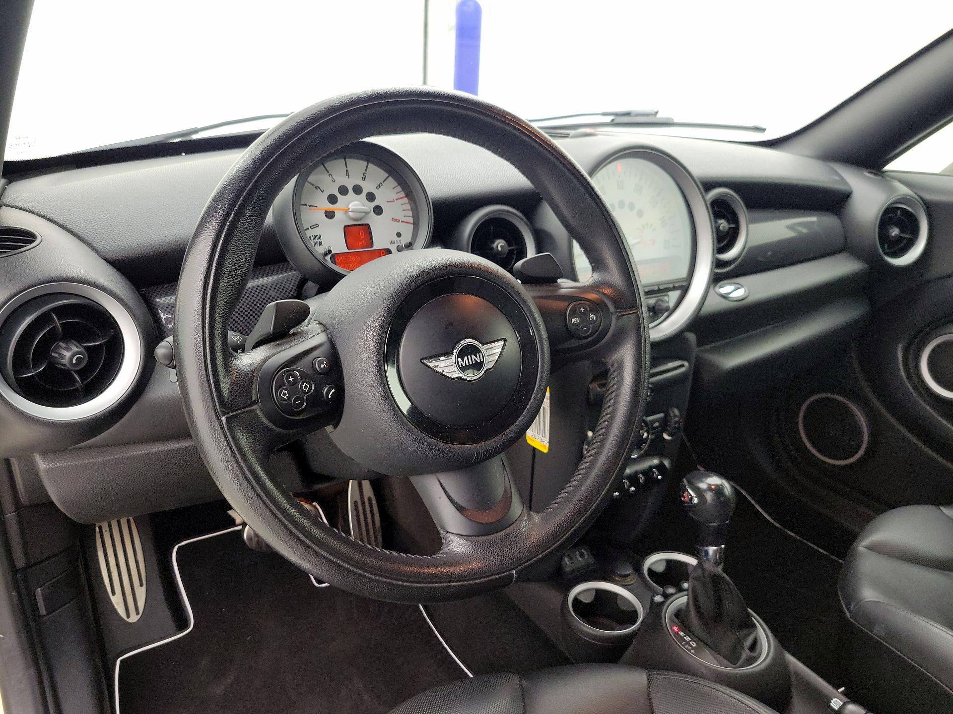 Thumbnail: 2014 MINI Cooper Coupe - 9