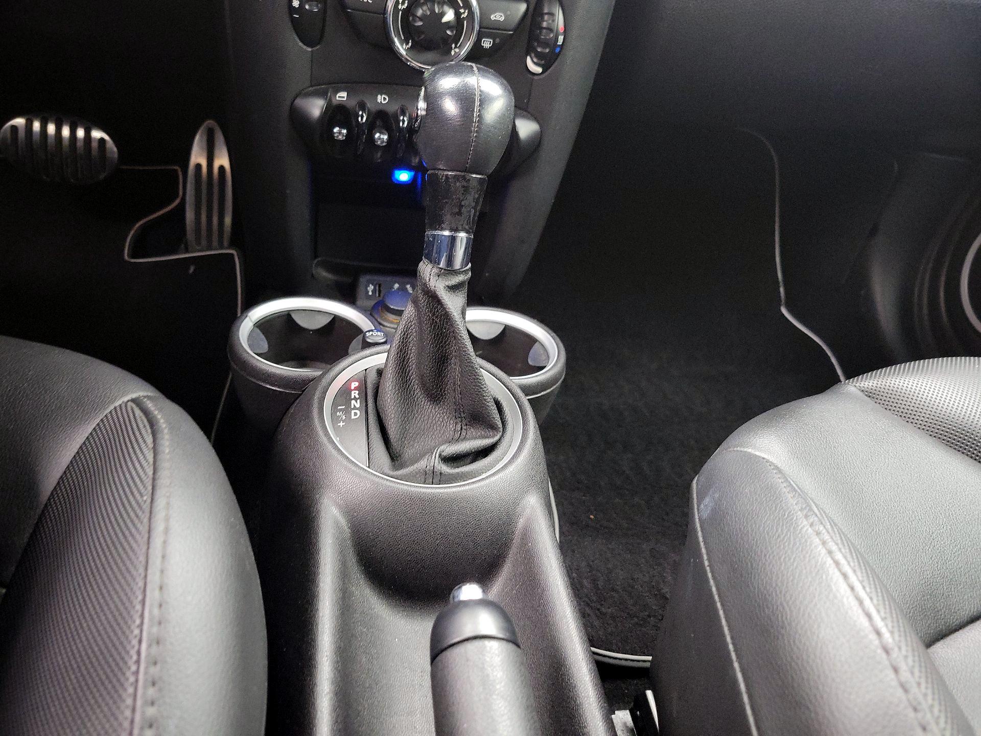 Thumbnail: 2014 MINI Cooper Coupe - 16