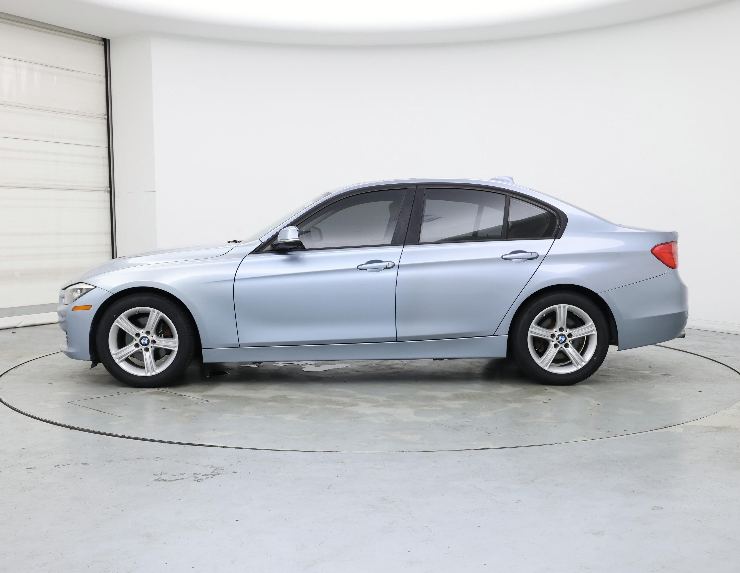 Thumbnail: 2015 BMW 3 Series - 3
