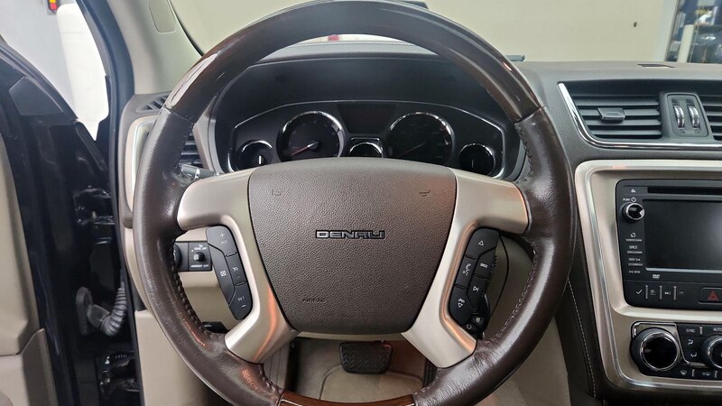 2013 GMC Acadia Denali 10