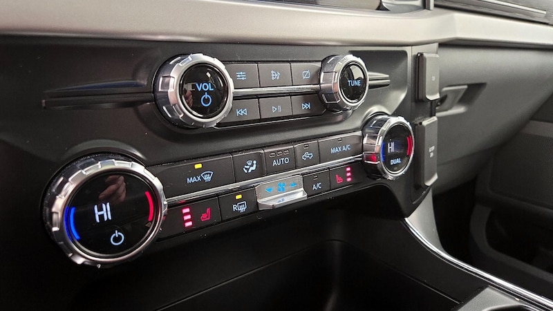 2021 Ford F-150 XLT 17