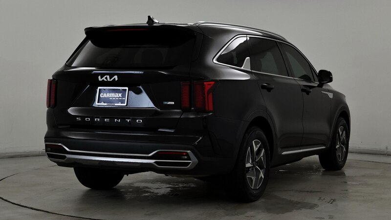 2022 Kia Sorento EX 8