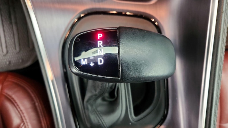 2018 Dodge Challenger R/T 17