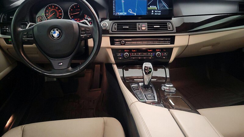 2013 BMW 5 Series 535xi 9