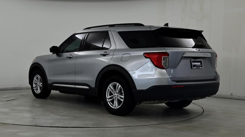 2021 Ford Explorer XLT 2