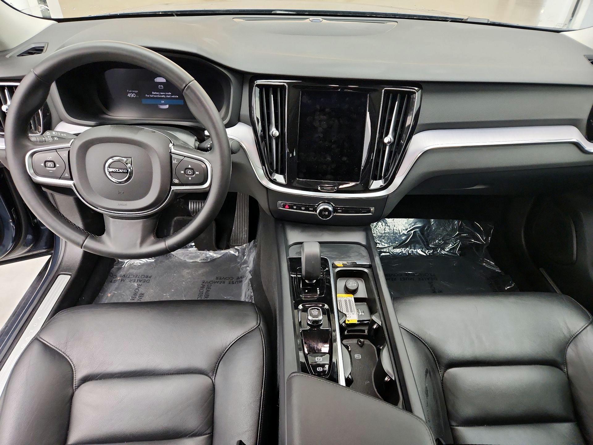 Thumbnail: 2024 Volvo S60 - 9