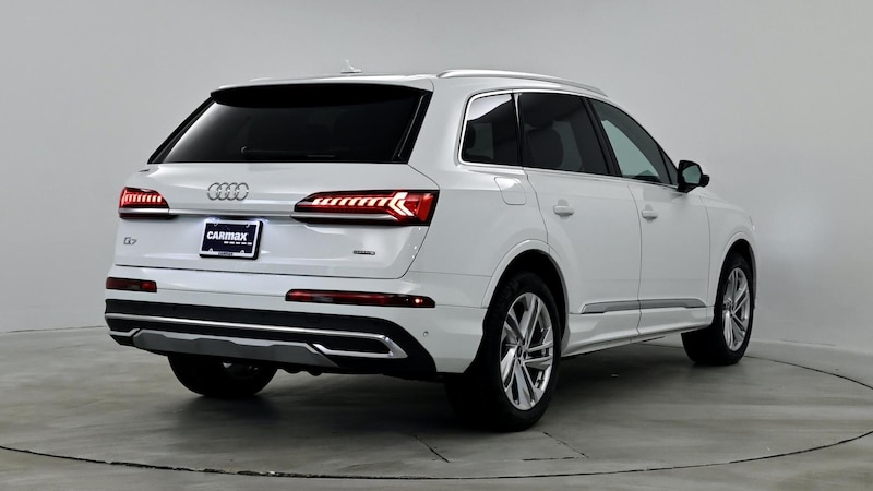 2024 Audi Q7 Premium Plus 8