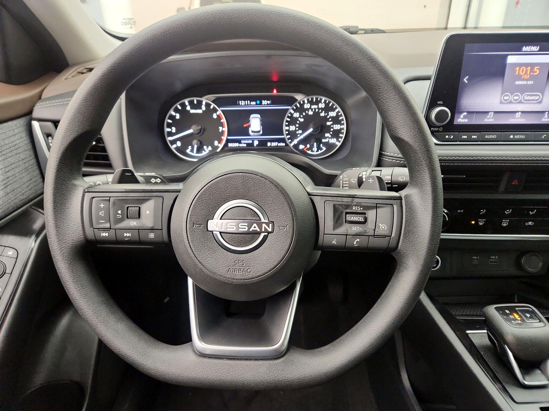 Thumbnail: 2023 Nissan Rogue - 10