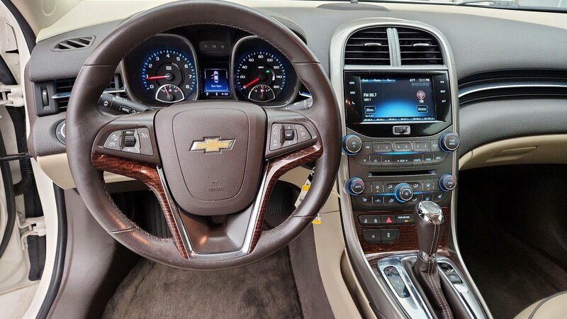 2013 Chevrolet Malibu LTZ 10