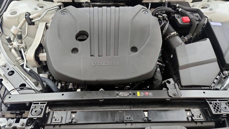 2024 Volvo S60 B5 Core 22