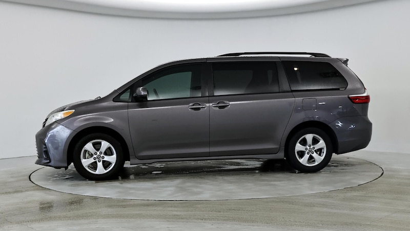 2019 Toyota Sienna LE 3