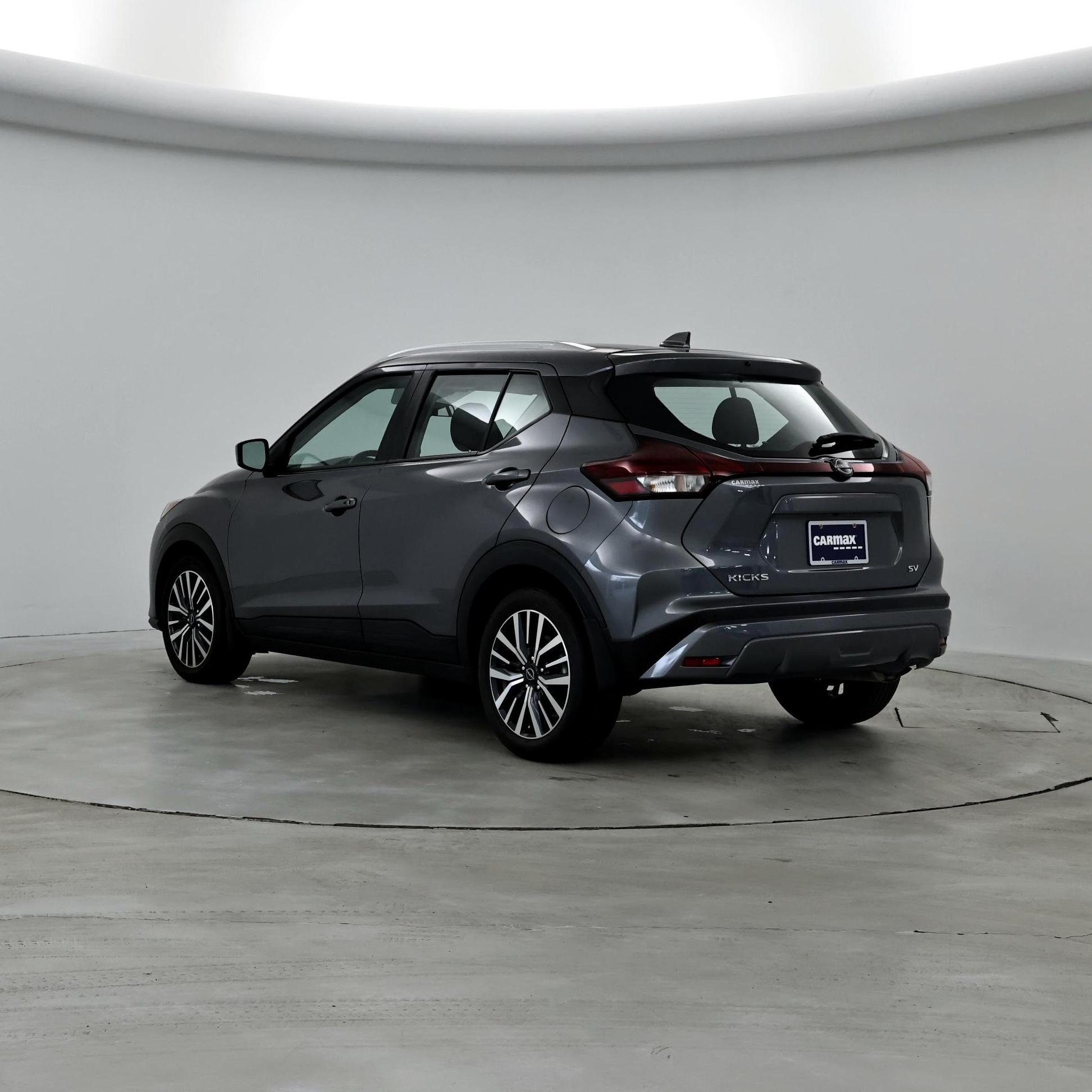 Thumbnail: 2023 Nissan Kicks - 2
