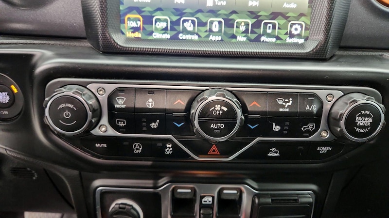 2022 Jeep Gladiator Mojave 17