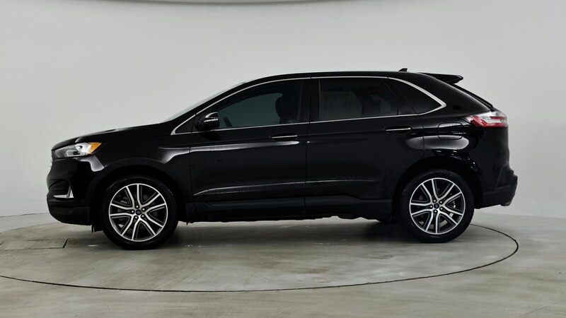 2022 Ford Edge Titanium 3