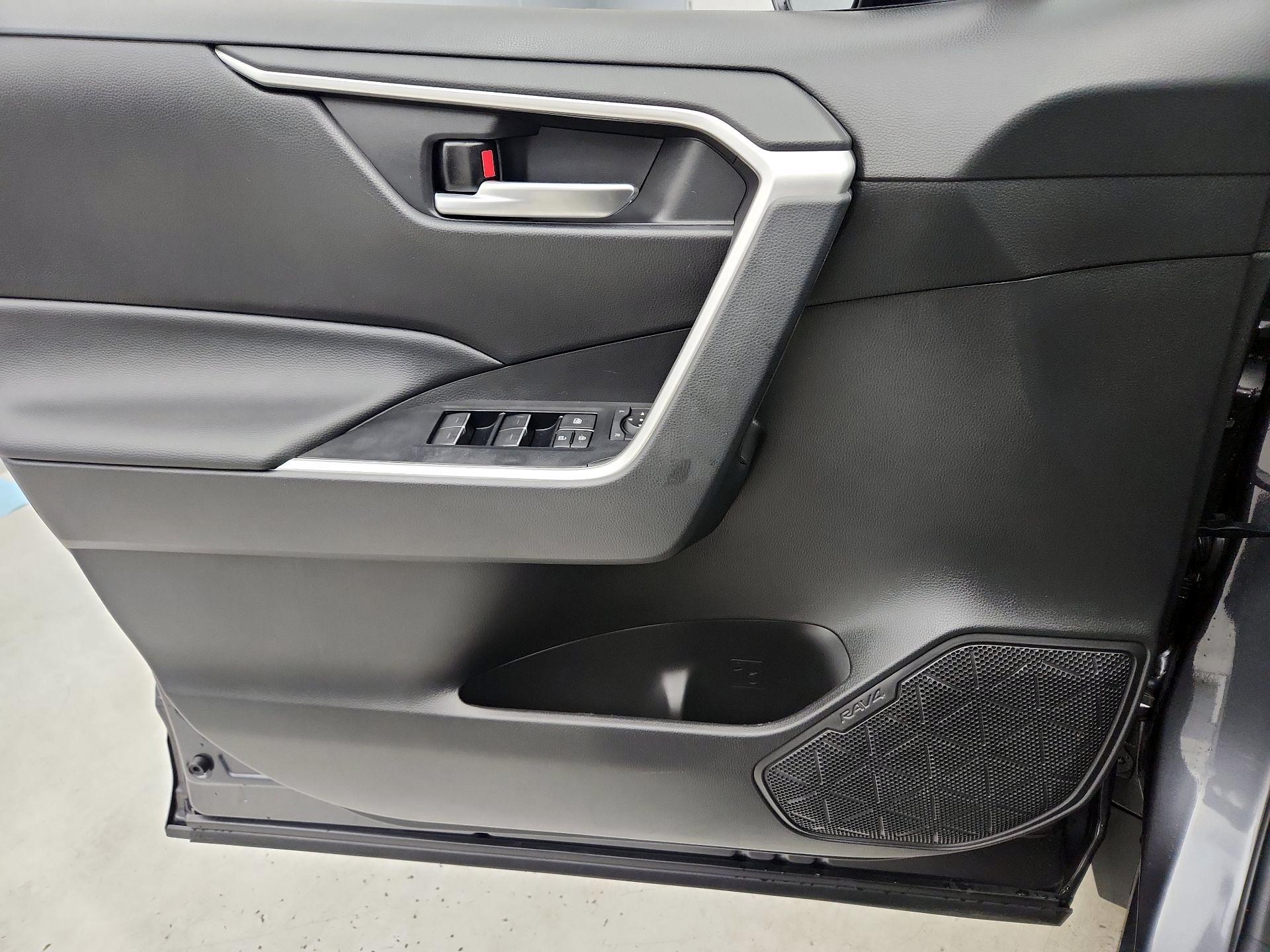 Thumbnail: 2023 Toyota RAV4 - 12