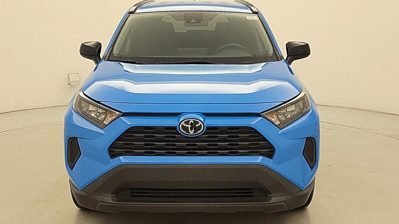 2020 Toyota RAV4 LE 2