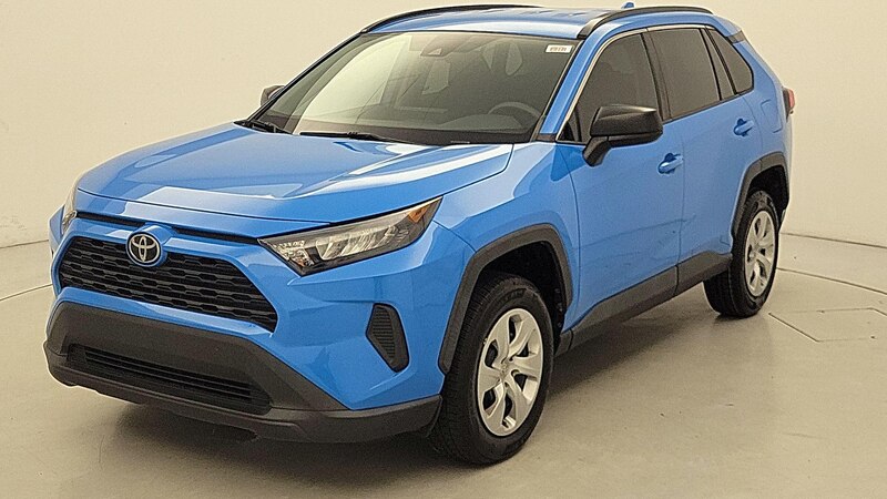 2020 Toyota RAV4 LE 3