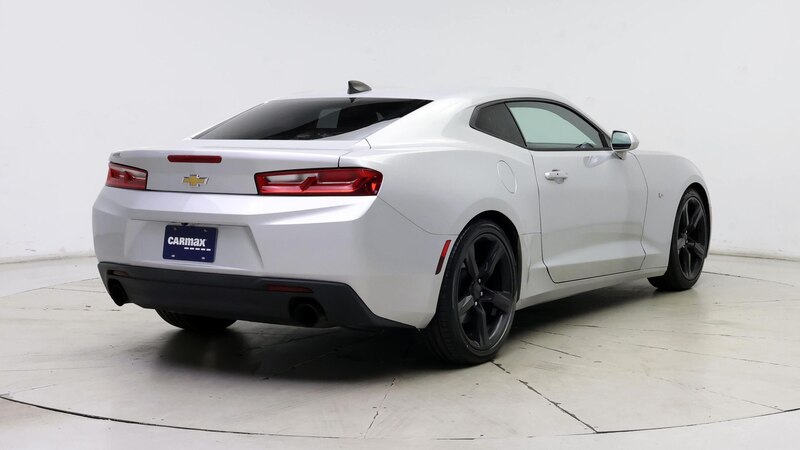 2018 Chevrolet Camaro LT 8