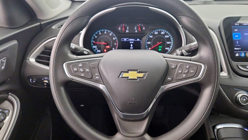 2022 Chevrolet Malibu LS 10