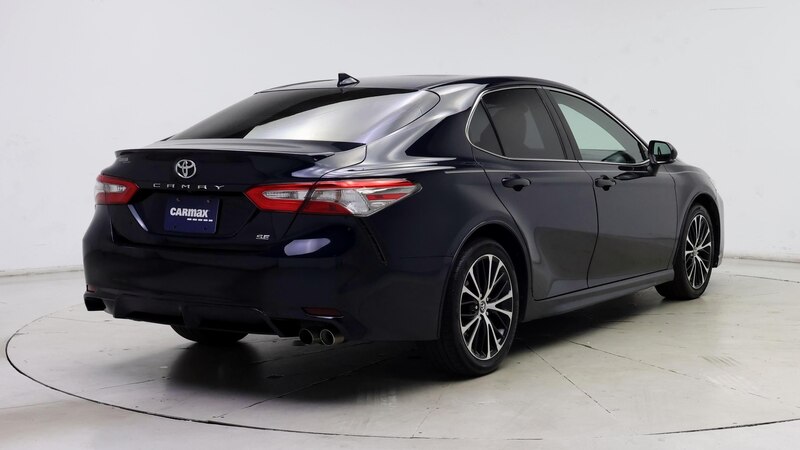 2019 Toyota Camry SE 8