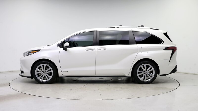 2021 Toyota Sienna Platinum 3