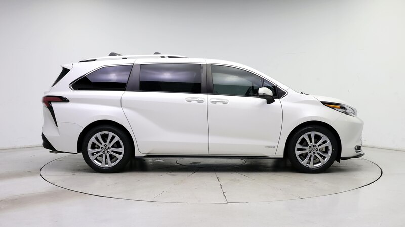 2021 Toyota Sienna Platinum 7