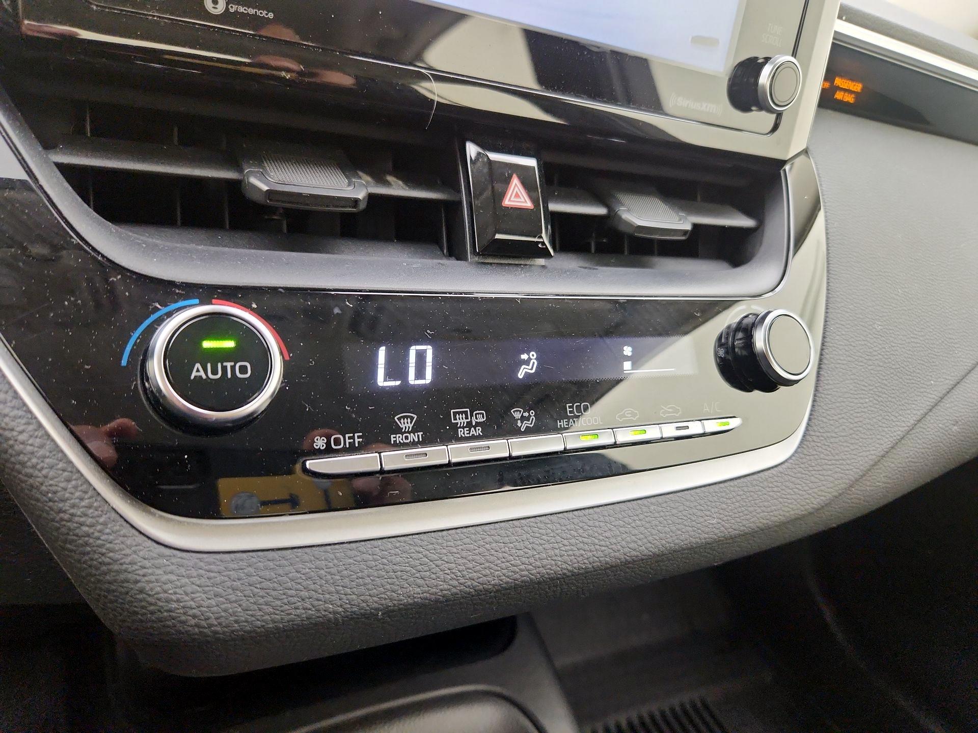 Thumbnail: 2021 Toyota Corolla - 16