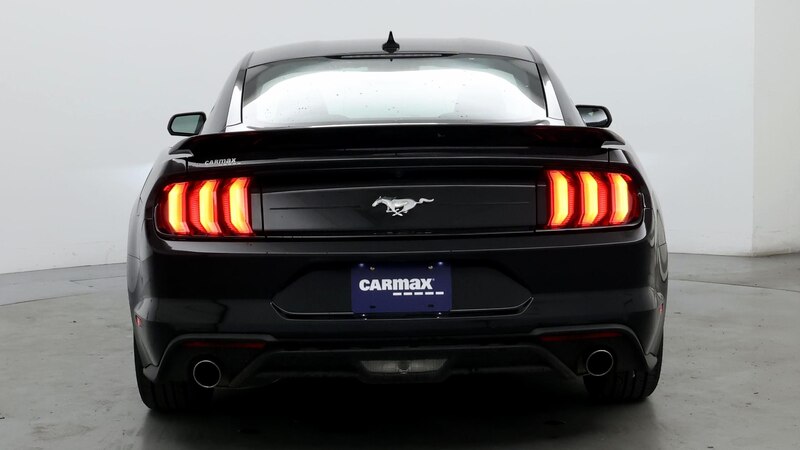 2022 Ford Mustang  6