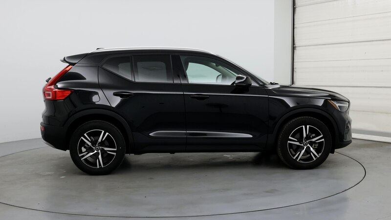 2023 Volvo XC40 B5 Core 7