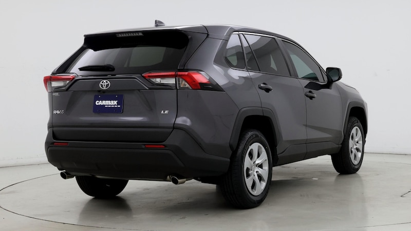 2022 Toyota RAV4 LE 8