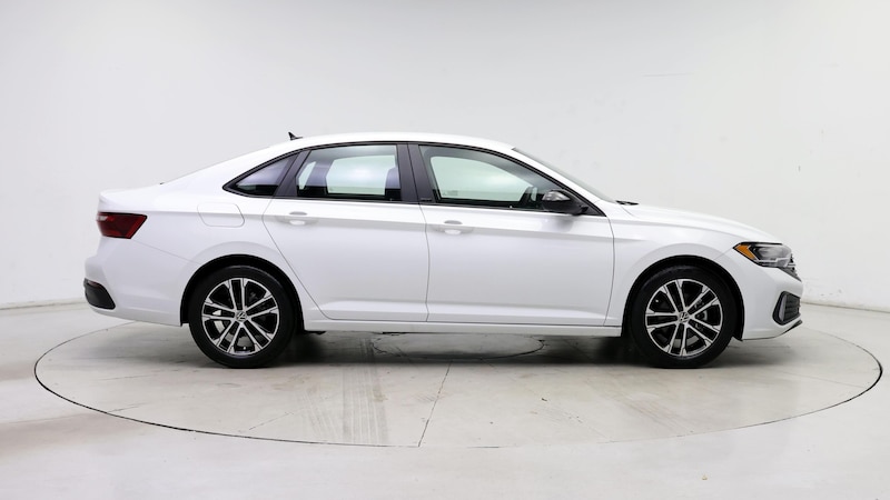 2024 Volkswagen Jetta Sport 7