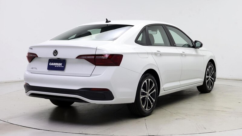 2024 Volkswagen Jetta Sport 8